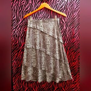 NWT INC International Concepts Stonewash Gray Snakeskin Tiered Skirt Sm soft